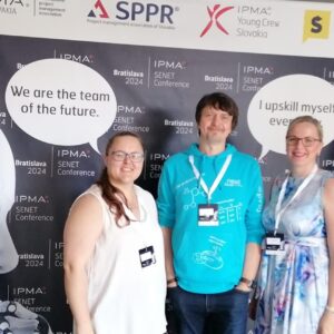 Fotografia s predsedom výboru IPMA Slovakia, Petrom Sochnom.